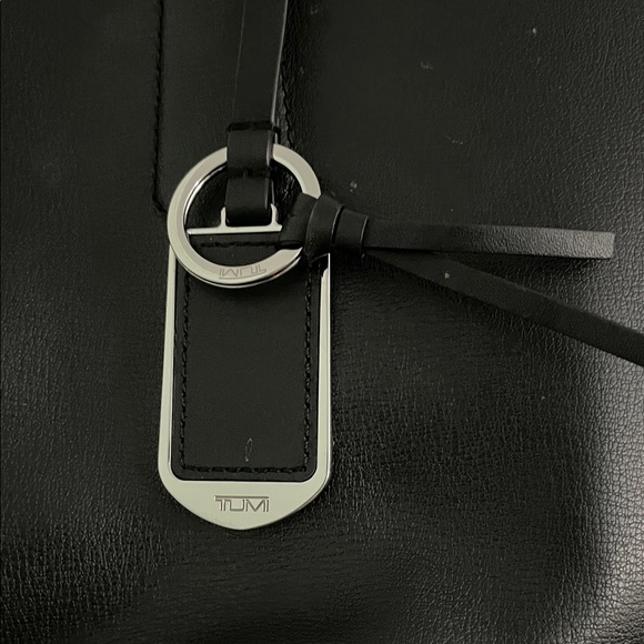 Tumi Black Leather Shoulder Bag - Picture 3 of 6